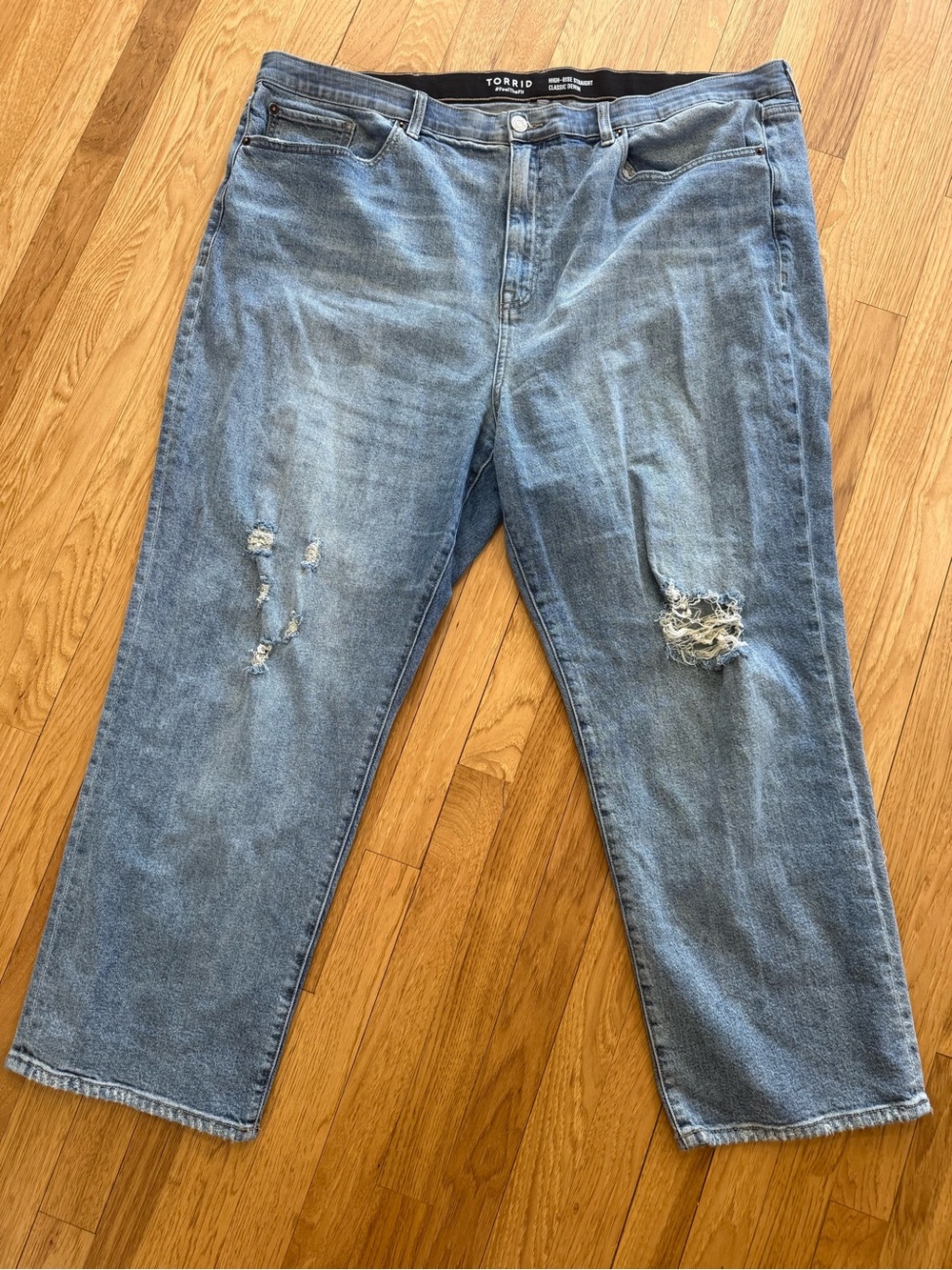 Torrid Light Wash Distressed Straight Plus Jeans - Size 24 Regular